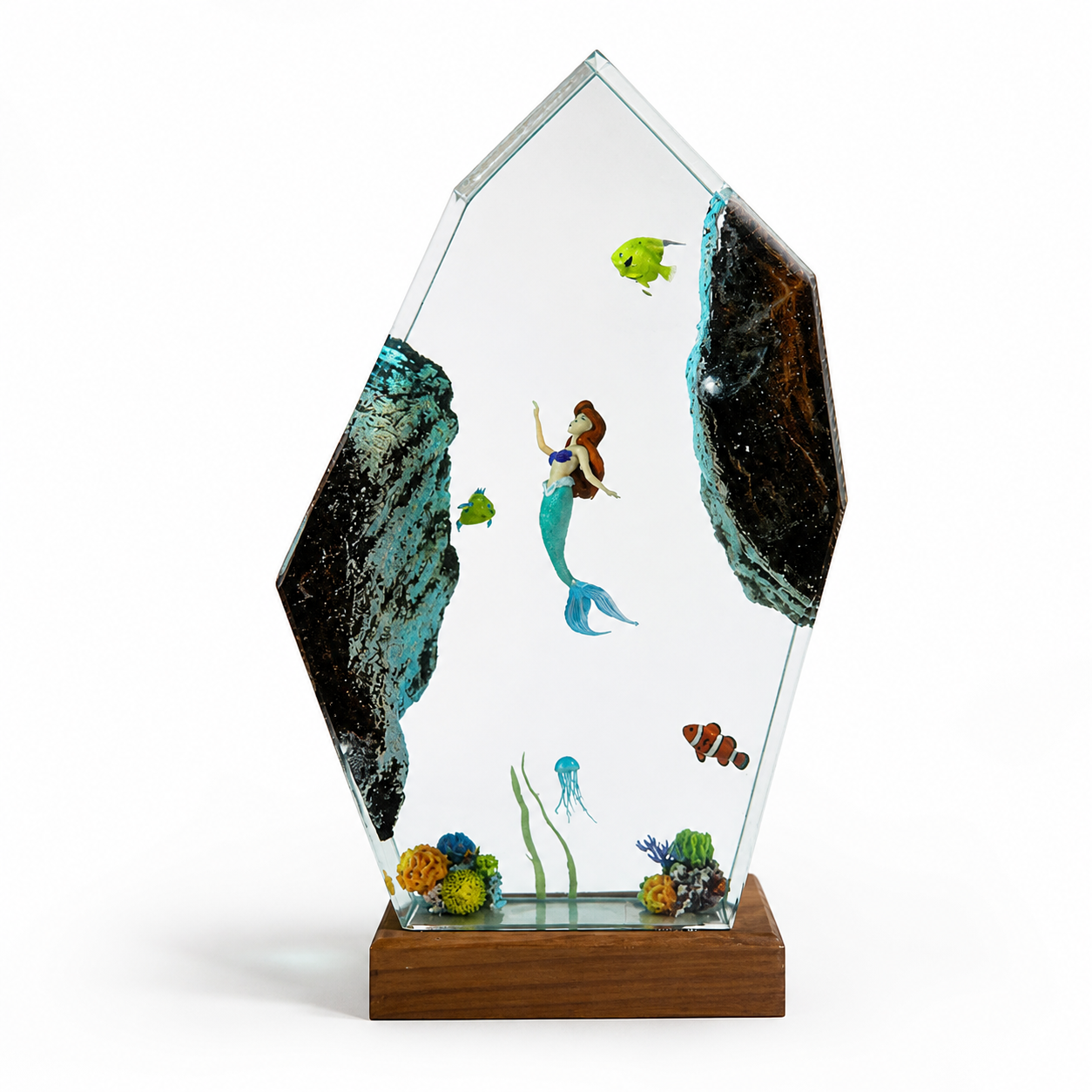 Sirenita Resin Lamp